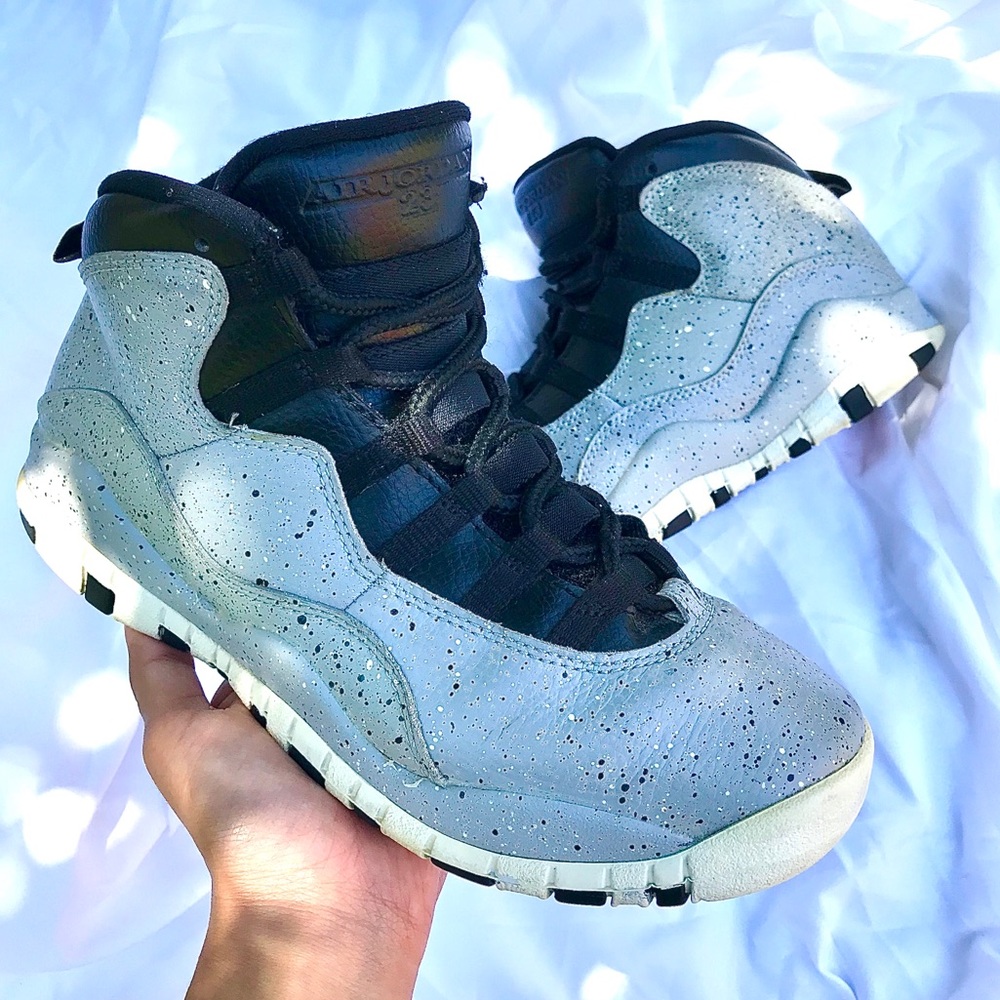 Air Jordan Youth Shoes